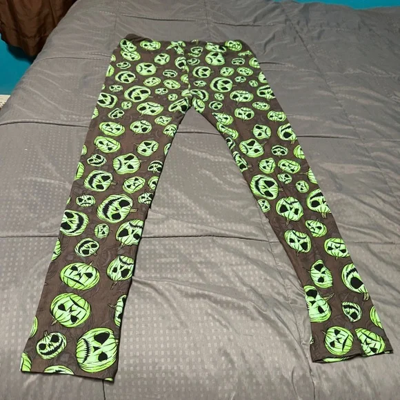LuLaRoe TC Leggings Green Pumpkins Halloween Women's Size Tall & Curvy - Picture 7 of 8